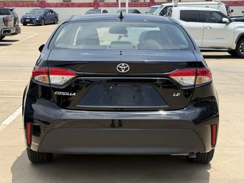 Used 2024 Toyota Corolla LE FWD image 5