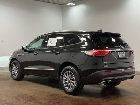 Used 2023 Buick Enclave Essence AWD/4WD image 26