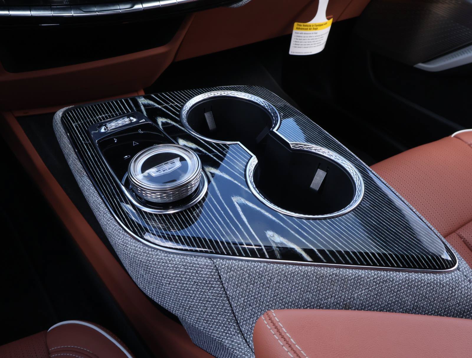 Certified 2025 Cadillac Optiq Sport 2 AWD/4WD image 25