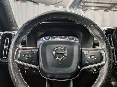 Used 2020 Volvo XC40 T5 R-Design w/ Protection Package Premier AWD/4WD image 19