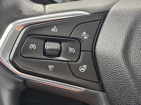 Used 2023 Chevrolet TrailBlazer ACTIV w/ Sun and Liftgate Package FWD image 33