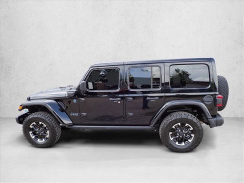 Used 2024 Jeep Wrangler Unlimited Rubicon 4xe AWD/4WD image 2