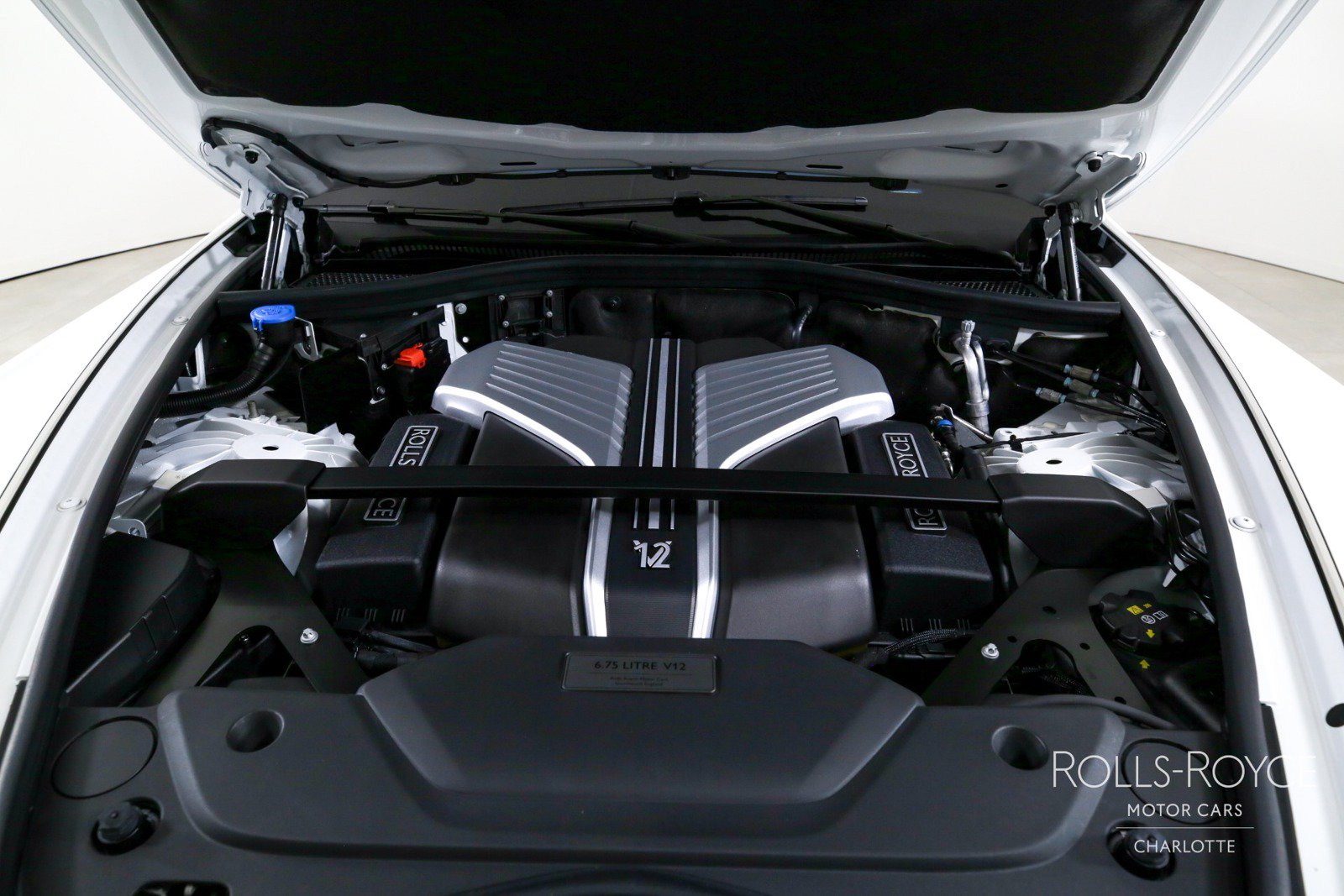 Certified 2024 Rolls-Royce Phantom Sedan RWD image 42