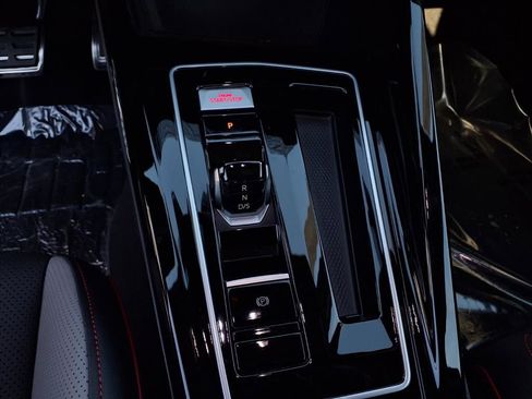 New 2025 Volkswagen GTI SE image 10