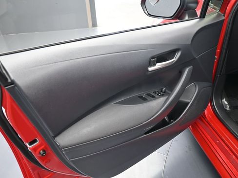 Used 2020 Toyota Corolla LE image 15