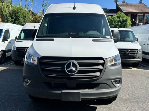 New 2025 Mercedes-Benz Sprinter 2500 image 7