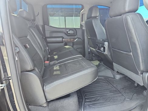 Used 2019 GMC Sierra 1500 Denali w/ Denali Ultimate Package AWD/4WD image 11