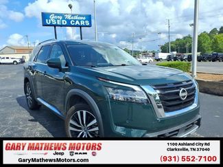 Used 2024 Nissan Pathfinder Platinum w/ Cargo Package FWD video 1
