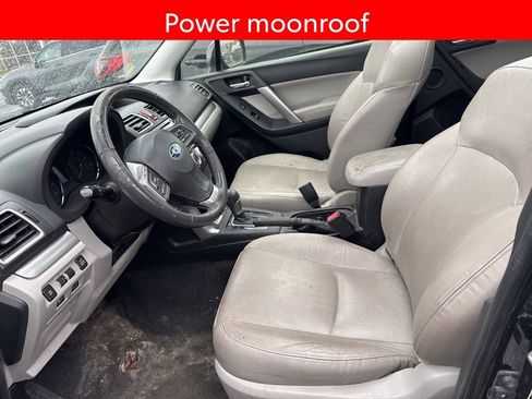 Used 2016 Subaru Forester 2.5i Touring w/ Eyesight & Navigation System image 5