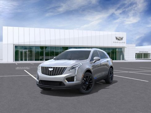 New 2025 Cadillac XT5 Luxury w/ LPO, Blue Accent Package image 23