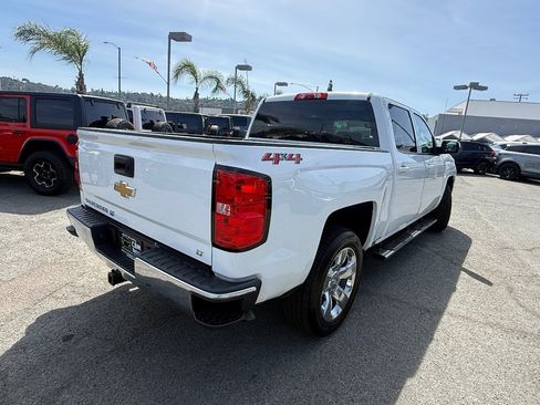 Used 2018 Chevrolet Silverado 1500 LT w/ LT Eassist Package image 9