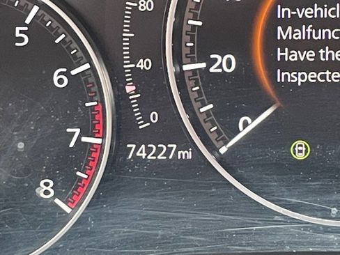 Used 2021 MAZDA MAZDA3 s image 30