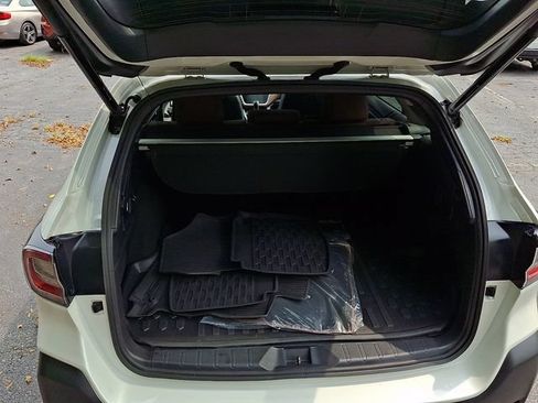 Certified 2023 Subaru Outback Touring AWD/4WD image 46