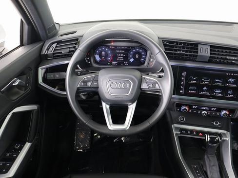 Used 2025 Audi Q3 2.0T Premium w/ Convenience Package image 33