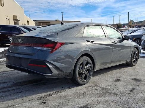New 2026 Hyundai Elantra Sport image 4