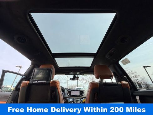 New 2026 Chrysler Pacifica Pinnacle image 31
