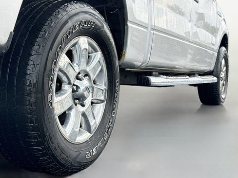 Used 2014 Ford F150 XLT w/ Equipment Group 302A Luxury AWD/4WD image 9