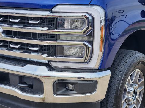 Used 2026 Ford F250 Lariat w/ FX4 Off-Road Package AWD/4WD image 7