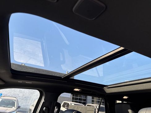 New 2026 Toyota Sequoia Platinum AWD/4WD image 22