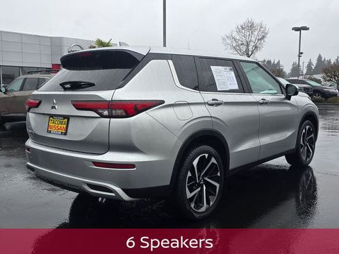 Used 2024 Mitsubishi Outlander SE image 5