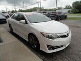Used 2014 Toyota Camry SE image 5