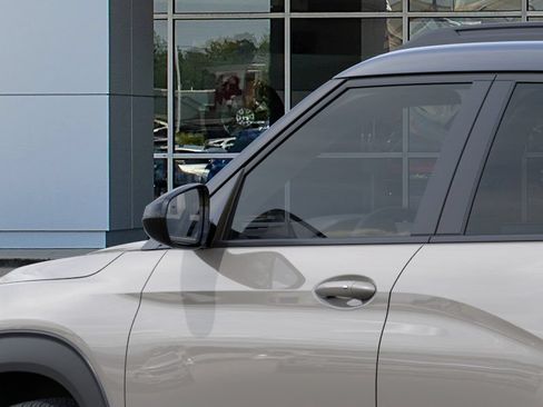 New 2026 Chevrolet TrailBlazer RS w/ Convenience Package FWD image 12