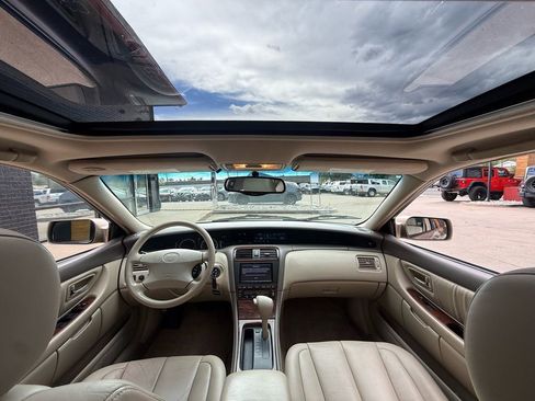 Used 2001 Toyota Avalon XL image 35