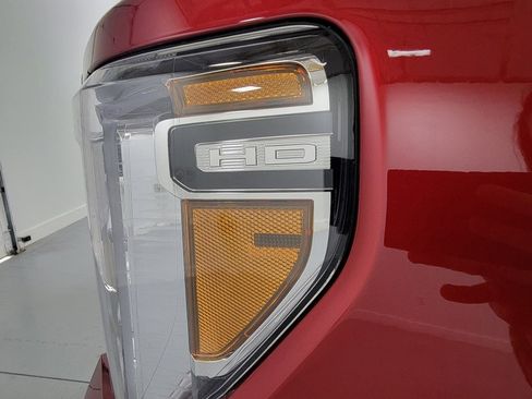 Used 2022 GMC Sierra 2500 Denali w/ Denali Ultimate Package image 13