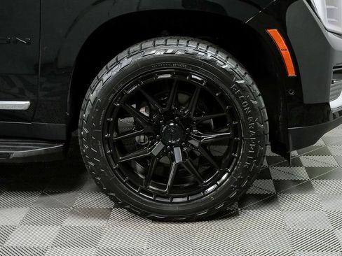 New 2026 GMC Yukon Elevation image 40