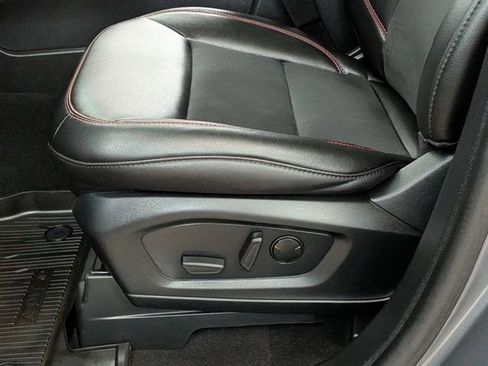 Certified 2024 Ford Explorer ST-Line w/ Class IV Trailer Tow Package image 13