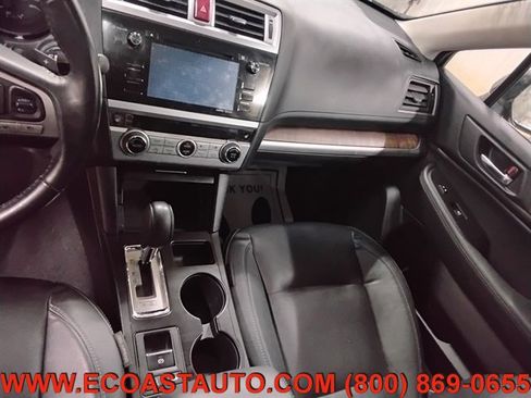 Used 2016 Subaru Outback 2.5i Limited image 12