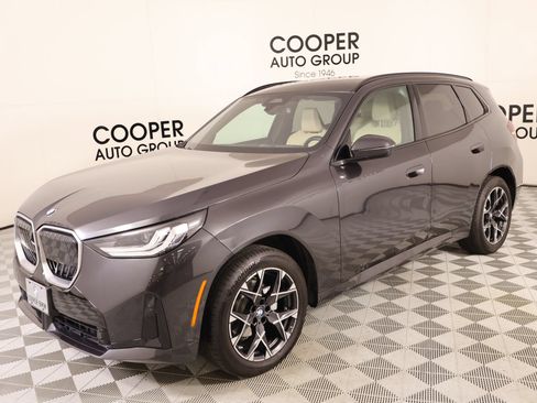 Used 2025 BMW X3 xDrive30i AWD/4WD image 10