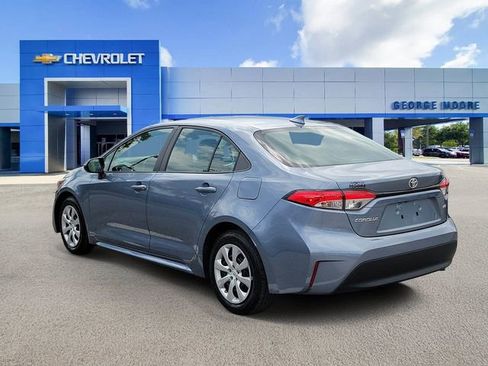 Used 2023 Toyota Corolla LE FWD image 3