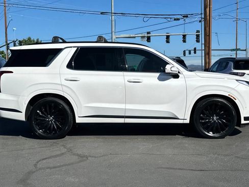 Used 2025 Hyundai Palisade Calligraphy AWD/4WD image 3