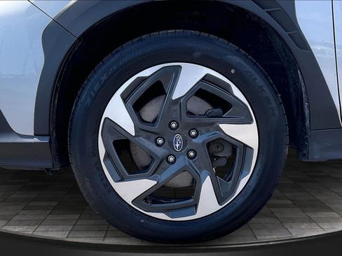 Certified 2024 Subaru Crosstrek 2.5i Limited w/ Crosstrek Mirror Package AWD/4WD image 8