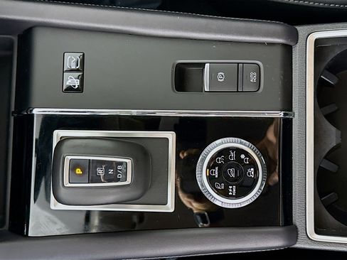 Used 2024 Mitsubishi Outlander Ralliart image 20