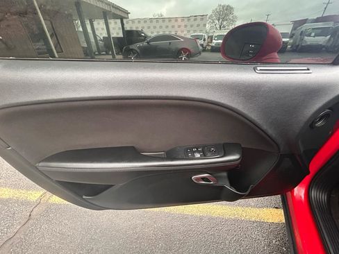 Used 2018 Dodge Challenger SXT RWD image 14