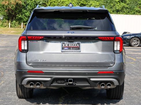 Used 2025 Ford Explorer Platinum w/ Ultimate Package AWD/4WD image 37