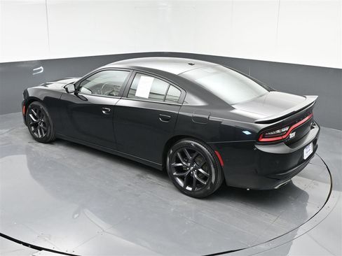 Used 2021 Dodge Charger SXT w/ Blacktop Package image 27