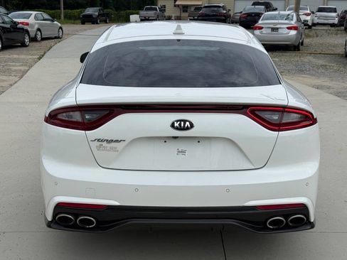 Used 2019 Kia Stinger RWD image 8