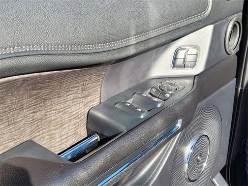 Used 2018 Ford Expedition Limited w/ Equipment Group 301A image 17