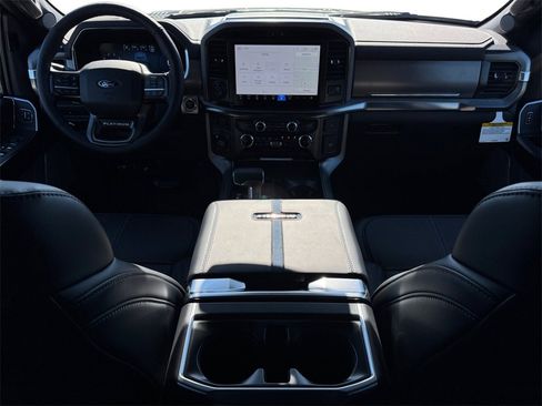 New 2025 Ford F150 Platinum w/ FX4 Off-Road Package image 10