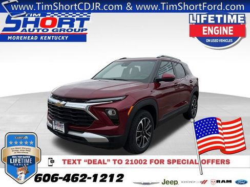 Used 2025 Chevrolet TrailBlazer LT AWD/4WD image 1