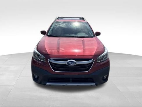Used 2022 Subaru Outback Limited w/ Popular Package #2 AWD/4WD image 3