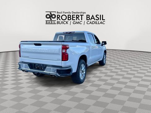 Used 2021 Chevrolet Silverado 1500 LTZ w/ LTZ Premium Package AWD/4WD image 8