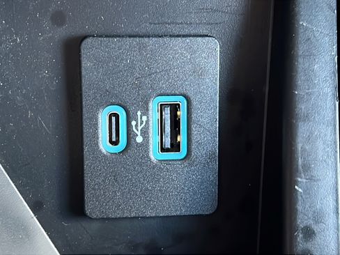 Used 2024 Ford F150 Raptor AWD/4WD image 19