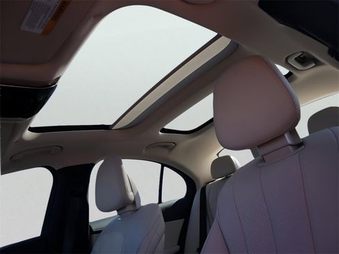 New 2026 Mercedes-Benz E 350 4MATIC Sedan image 43