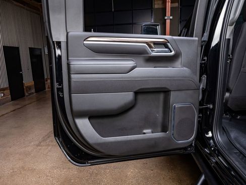 Used 2025 Chevrolet Silverado 2500 LT w/ Trail Boss Package image 39