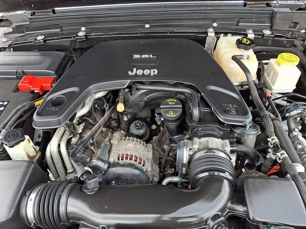 Used 2020 Jeep Gladiator Sport w/ Quick Order Package 24S AWD/4WD image 30
