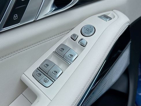 New 2026 BMW ALPINA XB7 AWD/4WD image 25